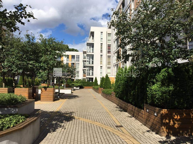 Projekts - Ziedoņdārza mājas, jaunceltne, slēgts pagalms, vieta automašīnai, ieeja no Rīga - foto 11
