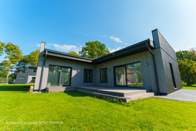 Jauna, gaumīga un energoefektīva māja Jūrmalā.  Jūnijā cena 3000 eur, jūlijā, augustā Jūrmala - foto 1