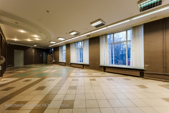 Tirdzniecības telpa nomai  Kuģu iela 11, Āgenskalns  Piedāvājam 150 m komerctelpu Kuģu ielā Rīga - foto 5