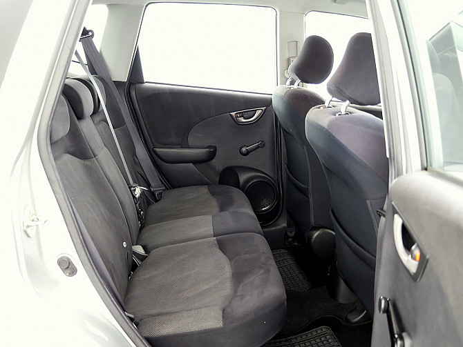 Honda Jazz Elegance 1.3 73kW Tallina - foto 7