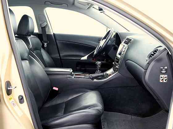 Lexus IS 220 Luxury 2.2 D 130kW Tallina