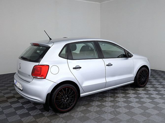 Volkswagen Polo Comfortline 1.4 63kW Таллин - изображение 3