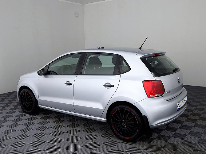 Volkswagen Polo Comfortline 1.4 63kW Таллин - изображение 4