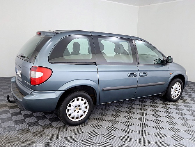 Chrysler Voyager Comfort Facelift ATM 2.8 CRD 110kW Tallina - foto 3