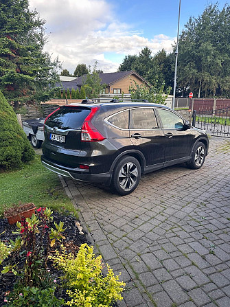Pārdodu Honda CR-V, 2015. gada izlaidums, ar uzticamu 2.0 l benzīna dzinēju, automātisko... Rīga - foto 2