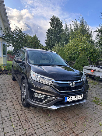 Pārdodu Honda CR-V, 2015. gada izlaidums, ar uzticamu 2.0 l benzīna dzinēju, automātisko... Rīga - foto 1