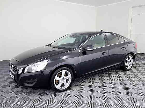 Volvo S60 Momentum 2.0 D5 120kW Tallina