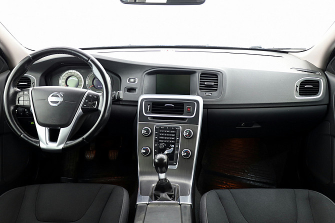Volvo S60 Momentum 2.0 D5 120kW Tallina - foto 5
