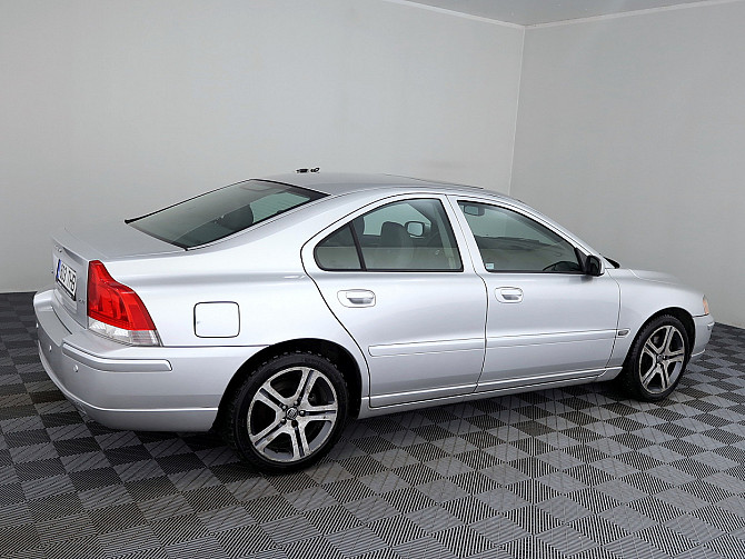 Volvo S60 Summum Facelift ATM 2.0 132kW Tallina - foto 3