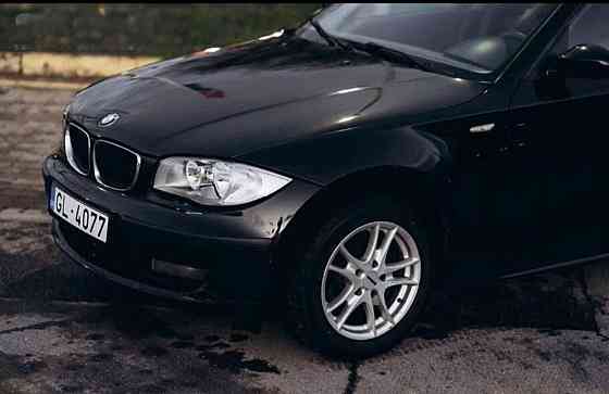 Latvian (LV) Pārdod BMW 116i, 2005. gads, 1.6 benzīns, manuālā kārba. Nobraukums: 141 000 km. TA... Rīga