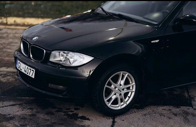 Latvian (LV)
Pārdod BMW 116i, 2005. gads, 1.6 benzīns, manuālā kārba.
Nobraukums: 141 000 km.
TA... Rīga - foto 4