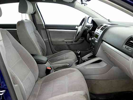 Volkswagen Jetta Comfortline 1.6 85kW Tallina
