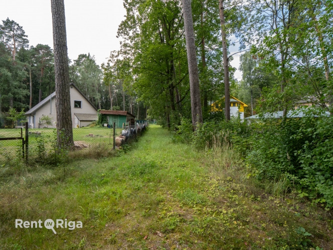 Pārdod 1860 m plašu zemes gabalu privātai apbūvei Bulduros, Viestura ielā 3. Īpašums atrodas Jūrmala - foto 3