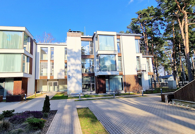 Jaunceltne, labiekārtots apzaļumots pagalms, teritorijas iebrauktuves vārti aprīkoti ar Jūrmala - foto 20