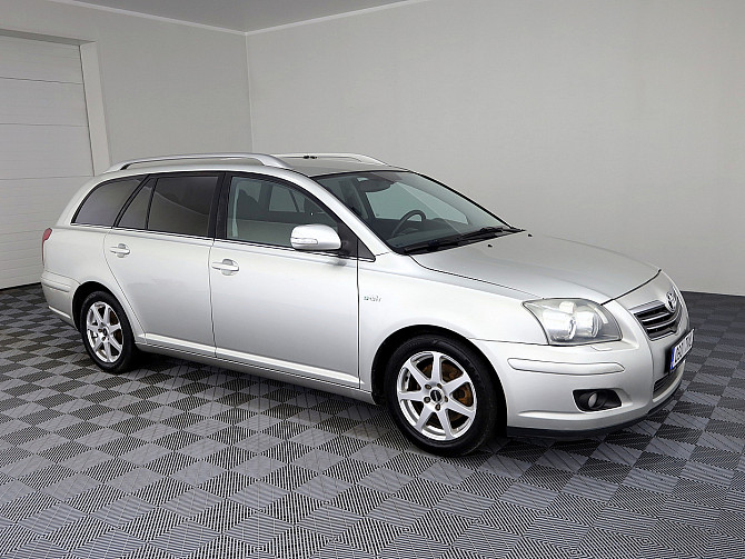 Toyota Avensis Linea Sol Facelift 2.2 D-CAT 130kW Tallina - foto 1