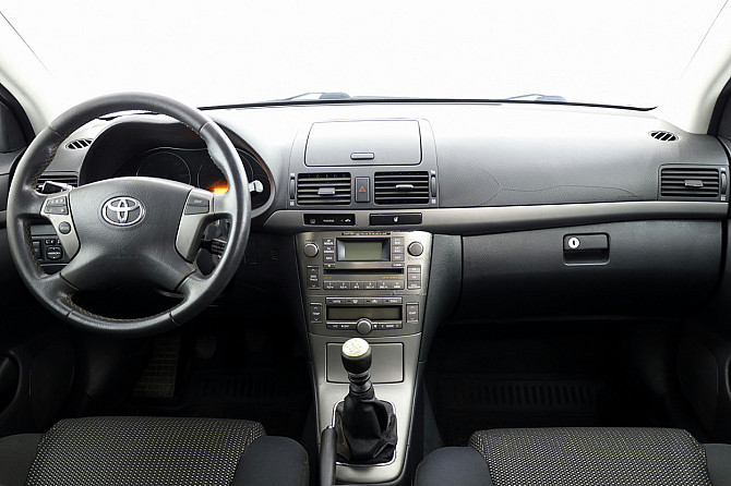 Toyota Avensis Linea Sol Facelift 2.2 D-CAT 130kW Tallina - foto 5