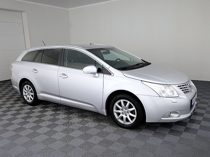 Toyota Avensis Linea Sol ATM 1.8 108kW Tallina - foto 1