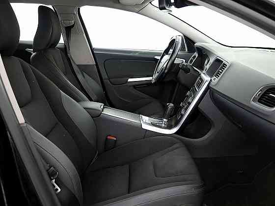Volvo V60 Summum ATM 2.0 D5 120kW Таллин