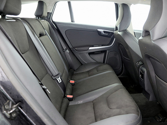 Volvo V60 Summum ATM 2.0 D5 120kW Таллин - изображение 7