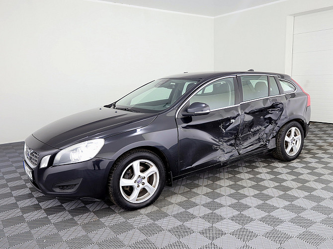 Volvo V60 Summum ATM 2.0 D5 120kW Таллин - изображение 2