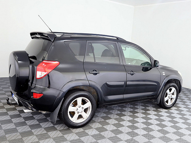 Toyota RAV4 Luxury 4x4 2.2 D-4D 130kW Tallina - foto 3