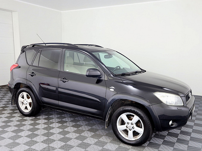 Toyota RAV4 Luxury 4x4 2.2 D-4D 130kW Tallina - foto 1