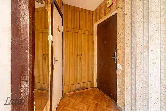 Pārdodu vienistabas dzīvokli piecstāvu ēkas 1. stāvā (28,6 m2), Minskas iela 2, Daugavpilī. Dzīvokli Rīga