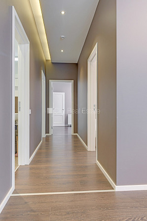 Jaunceltne, labiekārtota apzaļumota teritorija, vieta automašīnai, luksuss apartamenti , Jūrmala - foto 11