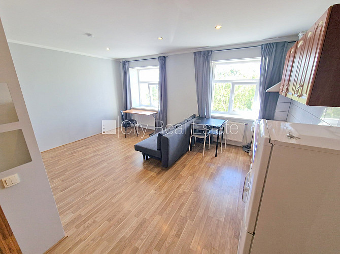 Fasādes māja, renovēta māja, slēgts pagalms, ieeja no ielas, kāpņu telpa pēc kosmētiskā Rīga - foto 3