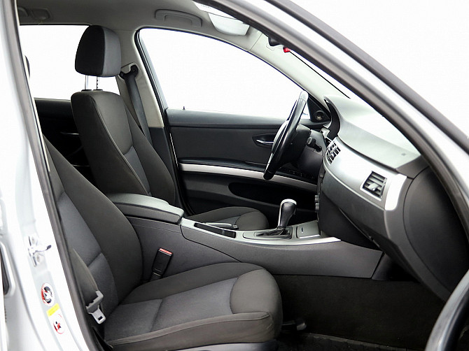 BMW 320 Touring ATM 2.0 110kW Tallina - foto 6