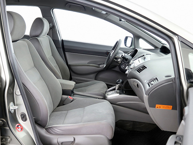 Honda Civic Elegance LPG ATM 1.8 103kW Таллин - изображение 6
