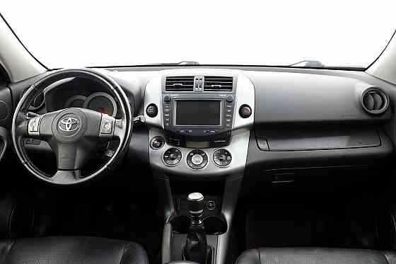 Toyota RAV4 Luxury 2.2 D-CAT 130kW Tallina