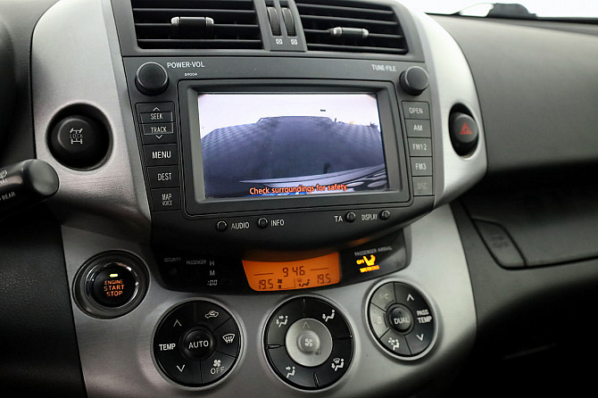 Toyota RAV4 Luxury 2.2 D-CAT 130kW Tallina - foto 8