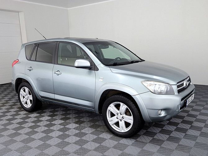 Toyota RAV4 Luxury 2.2 D-CAT 130kW Tallina - foto 1