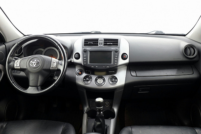 Toyota RAV4 Luxury 2.2 D-CAT 130kW Tallina - foto 5