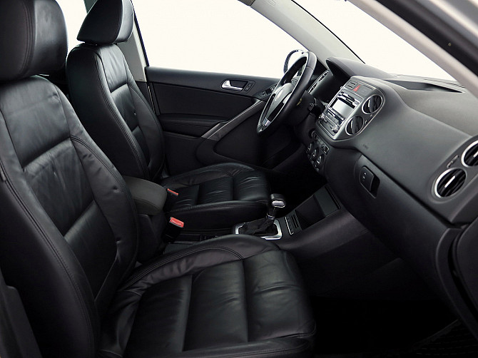 Volkswagen Tiguan Highline 4x4 ATM 2.0 125kW Tallina - foto 6