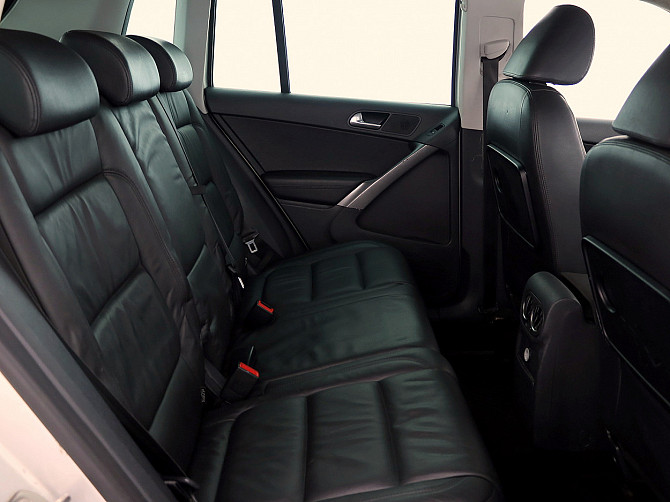 Volkswagen Tiguan Highline 4x4 ATM 2.0 125kW Tallina - foto 7