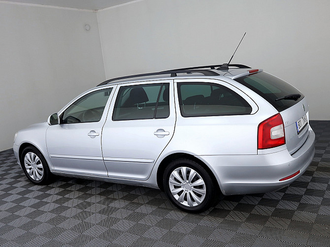 Skoda Octavia Comfortline Facelift ATM 1.8 118kW Таллин - изображение 4
