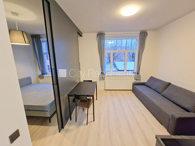 Fasādes māja, renovēta māja, slēgts pagalms, ieeja no ielas, ir lifts, kāpņu telpa pēc Rīga - foto 1