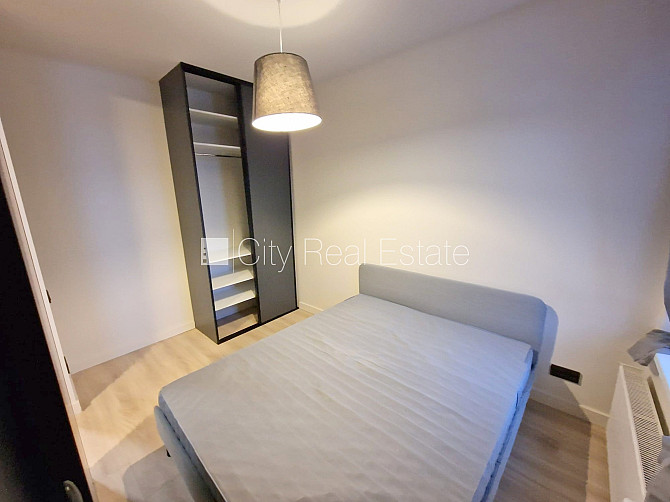 Fasādes māja, renovēta māja, slēgts pagalms, ieeja no ielas, ir lifts, kāpņu telpa pēc Rīga - foto 10