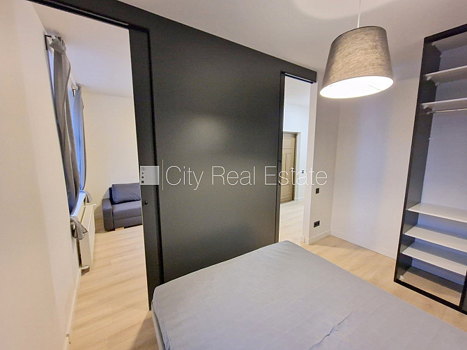 Fasādes māja, renovēta māja, slēgts pagalms, ieeja no ielas, ir lifts, kāpņu telpa pēc Rīga - foto 8