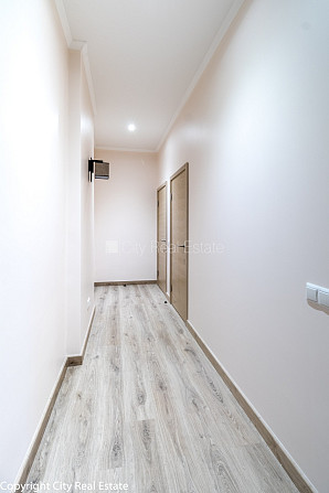 Fasādes māja, labiekārtota apzaļumota teritorija, vieta automašīnai, luksuss apartamenti , Rīga - foto 13