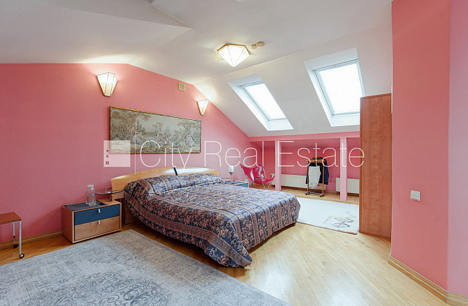Fasādes māja, slēgts pagalms, vieta automašīnai, ir lifts, balkons, sauna, logi vērsti mājas Rīga - foto 16