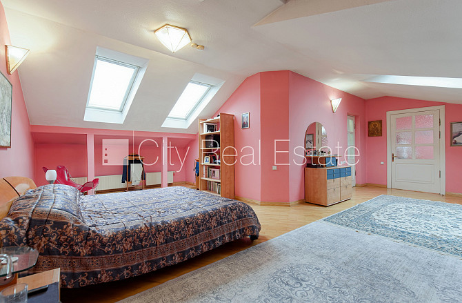 Fasādes māja, slēgts pagalms, vieta automašīnai, ir lifts, balkons, sauna, logi vērsti mājas Rīga - foto 17