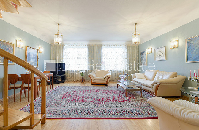 Fasādes māja, slēgts pagalms, vieta automašīnai, ir lifts, balkons, sauna, logi vērsti mājas Rīga - foto 3