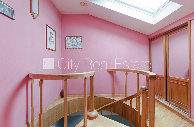Fasādes māja, slēgts pagalms, vieta automašīnai, ir lifts, balkons, sauna, logi vērsti mājas Rīga - foto 14
