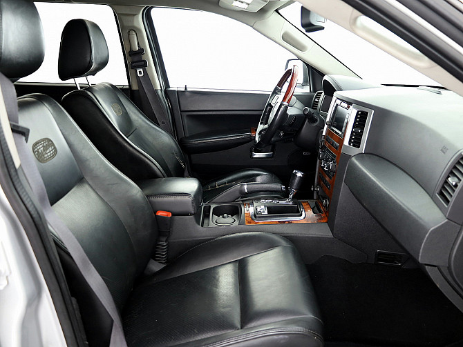 Jeep Grand Cherokee Overland Facelift ATM 3.0 CRD 160kW Таллин - изображение 6