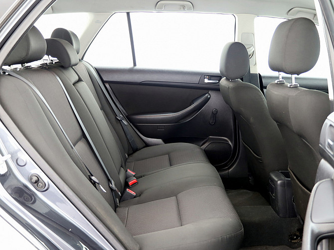Toyota Avensis Linea Sol Facelift 2.0 D-4D 93kW Tallina - foto 7