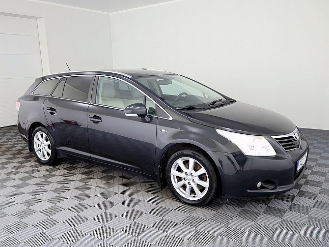 Toyota Avensis Luxury 2.2 D-CAT 130kW Tallina - foto 1
