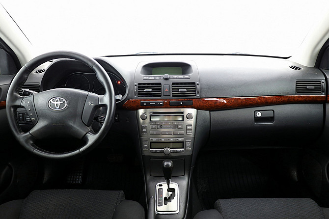 Toyota Avensis Linea Sol ATM 2.0 108kW Tallina - foto 5